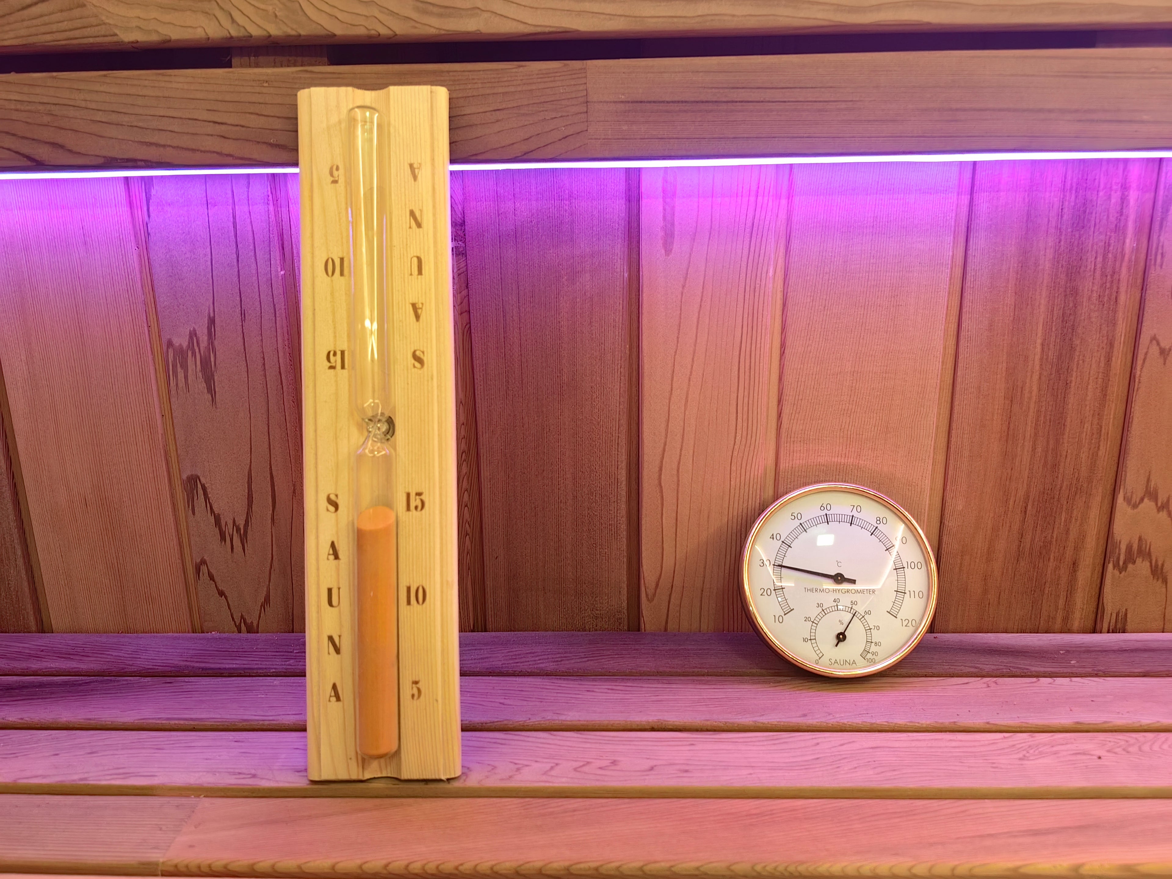 Affordable eco - friendly wooden outdoor square sauna for 4 people, made of red cedar